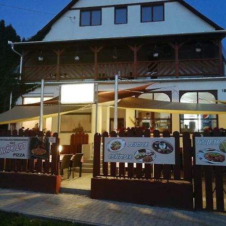 Apartamento Vadásztanya Fogadó Egerszalók Exterior foto