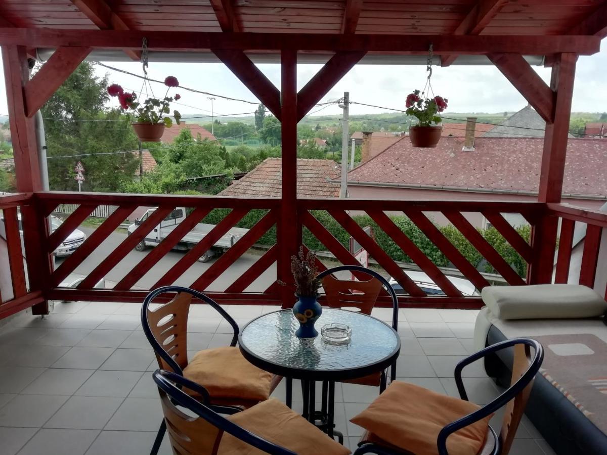 Apartamento Vadásztanya Fogadó Egerszalók Exterior foto