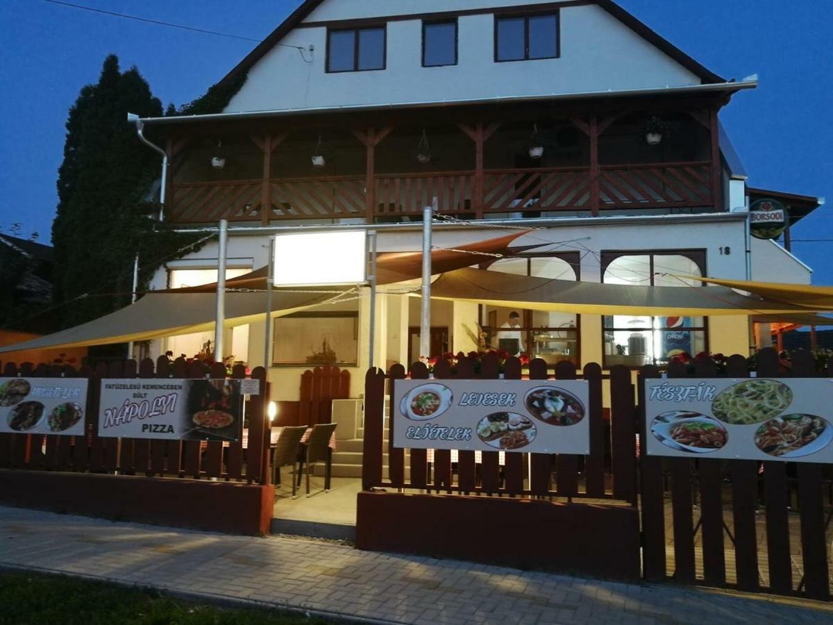 Apartamento Vadásztanya Fogadó Egerszalók Exterior foto